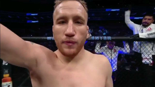 平头哥加瑟基一拳ko巴博萨,腿王直接挺尸擂台,医生上前急救