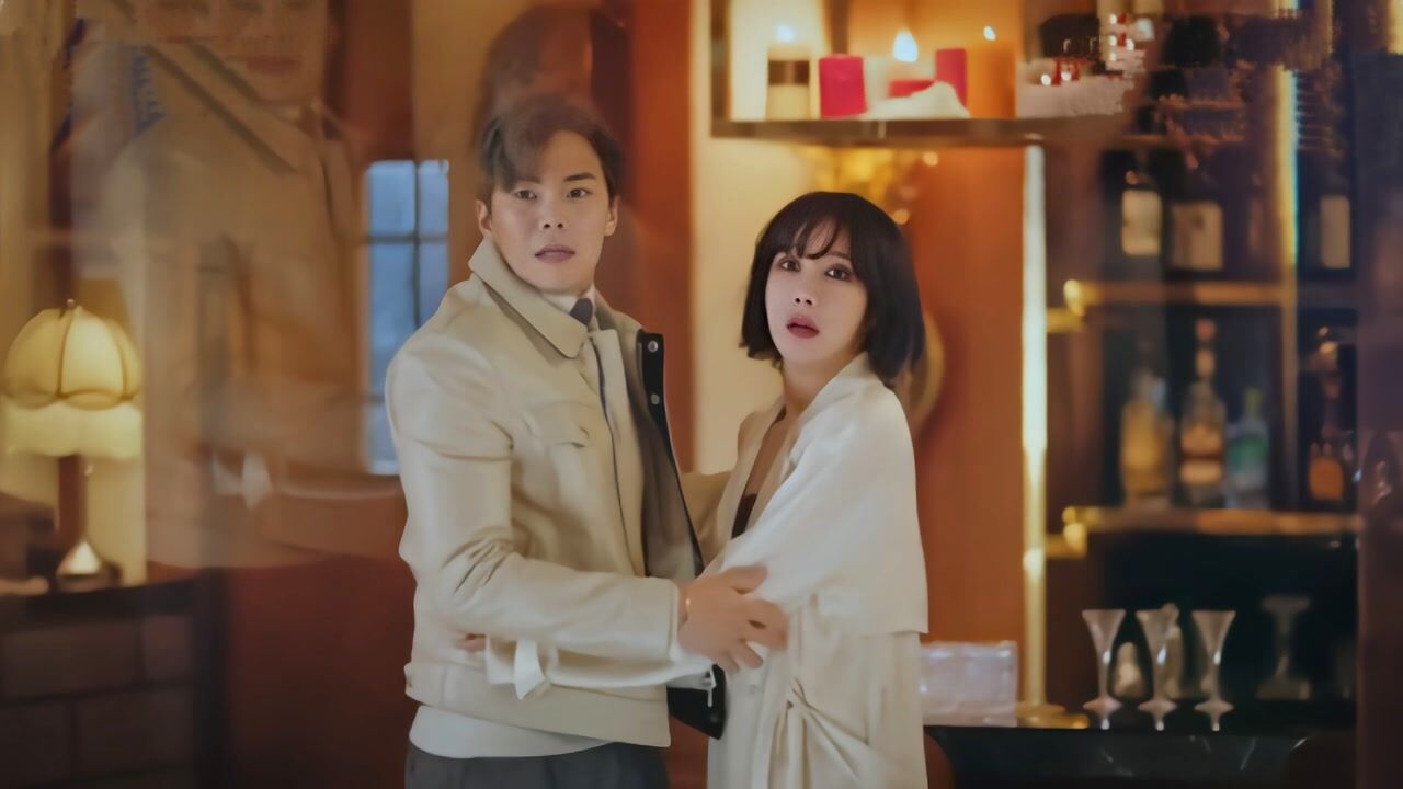 顶楼第二部111秀莲与洛根李相认完美骗过周丹泰