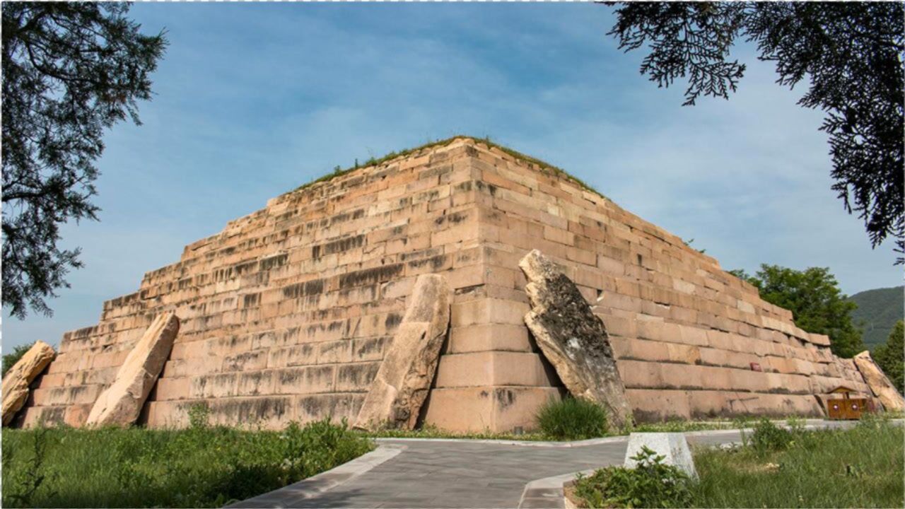 金字塔不只在埃及有我国东北也有一座被誉为东方金字塔