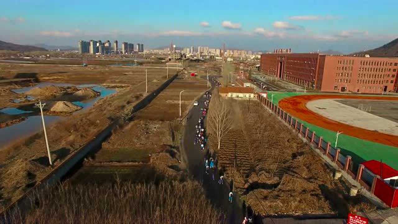 凤城二中上学