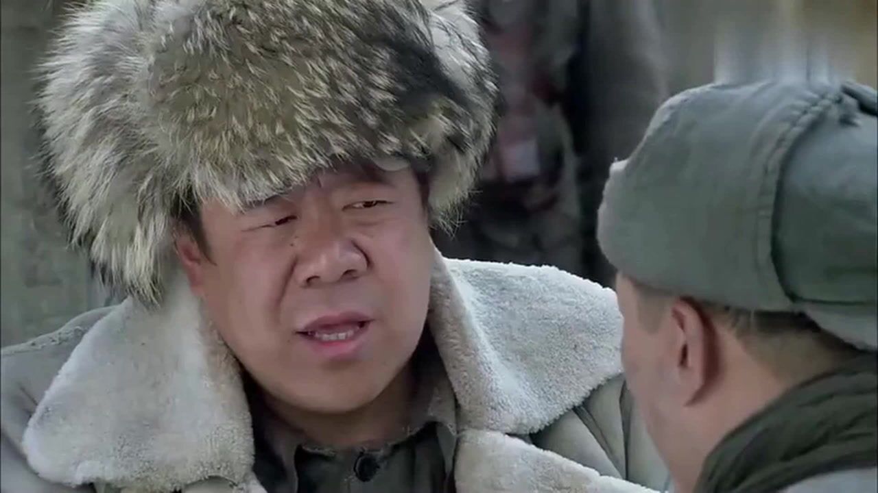 孙红雷系列:伸舌头感应风向,这张三可真绝了,谁料指导员还跟着他做