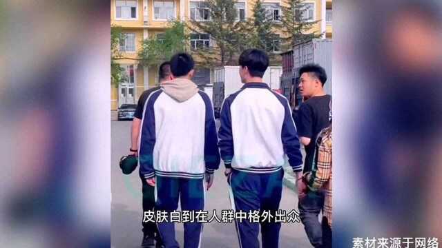 范冰冰弟弟拍戏路透曝光,穿校服人群中出众,遇路人吵架去劝架