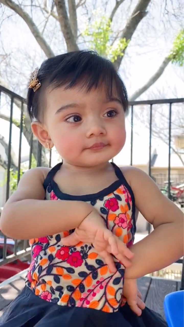 孤儿院的小女孩