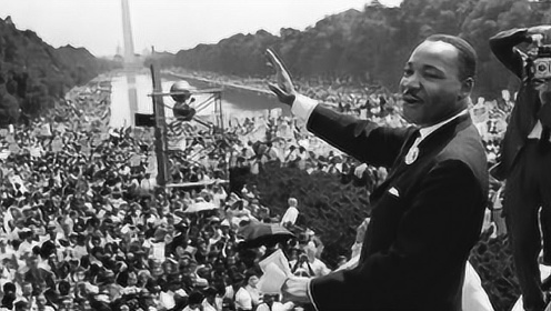1968年，马丁路德金被人枪杀，几十万黑人涌入华盛顿示威