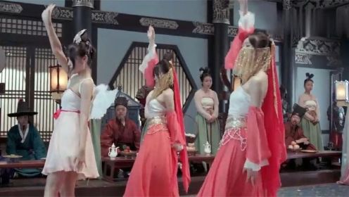 喜剧片：女孩穿越到大唐，正好碰见皇帝选妃，一段现代舞惊艳全场