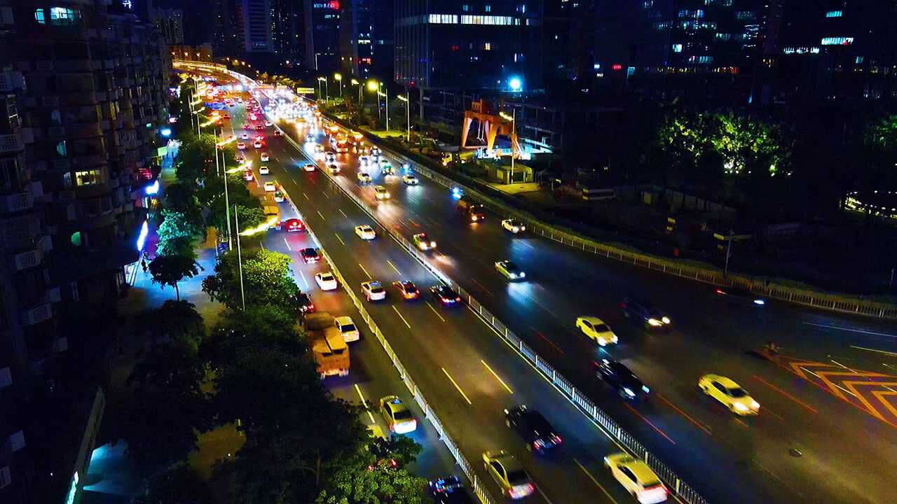 视频素材：高清城市夜晚车流视频_高清