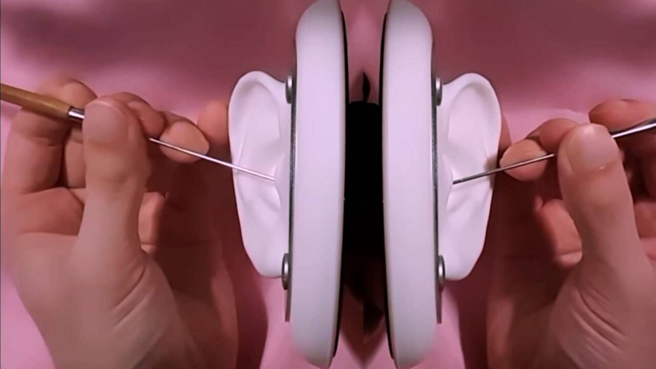 沉浸式挖掏耳朵助眠,舒服到你想睡觉?_腾讯视频