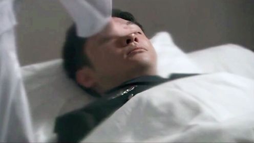 女医生突然跑进病房，看到床上的人，瞬间泪崩了！