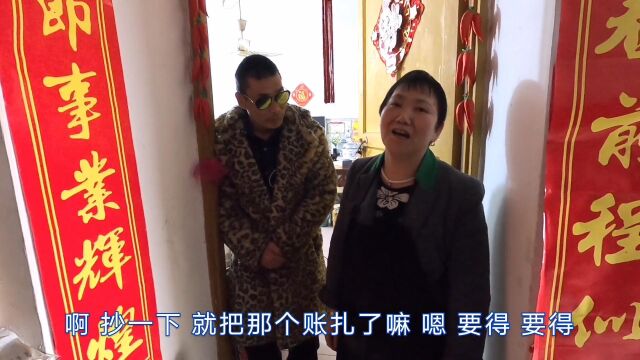 荣昌网红周滚龙,房东让他月底搬出出租屋,到底发生了什么?