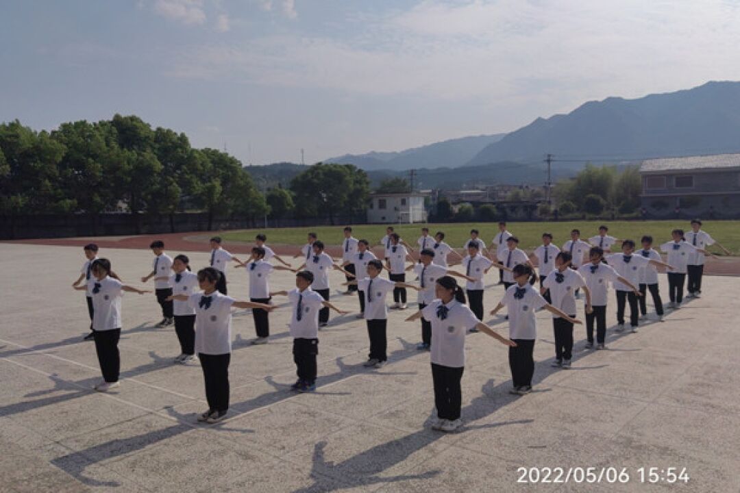 炎陵县水口镇中学开展韵律操比赛活动