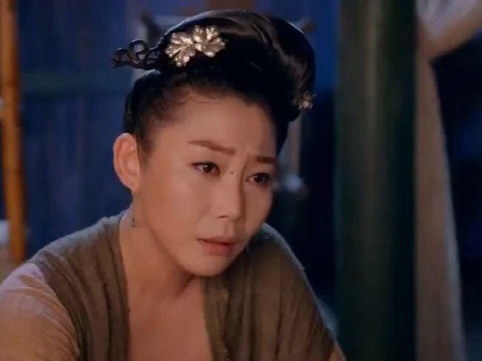 武媚娘传奇:武媚娘发现信中异样之处,不料听见的罗玉珊疯了