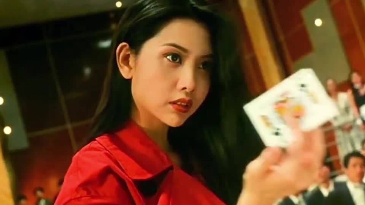 一身红衣邱淑贞