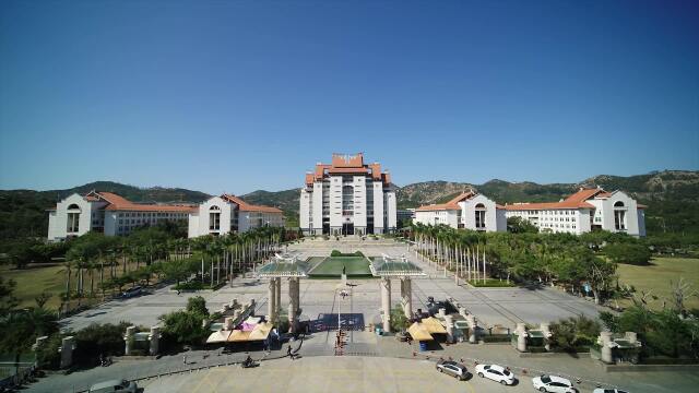 厦门大学嘉庚学院