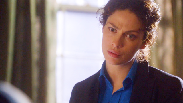 高分美剧《十三号仓库》第一季第三集