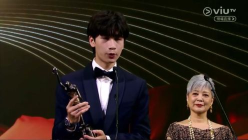 冯皓扬凭《妈妈的神奇小子》获金像奖最佳男配角