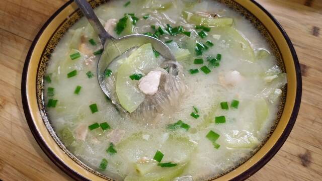 老式冬瓜粉絲湯,老做法教會你,出鍋湯鮮濃郁冬瓜香,鮮美好喝