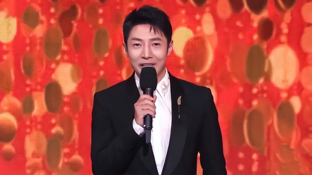 央视春晚主持阵容疑曝光!康辉董卿李思思缺席,朱迅撒贝宁挑大梁