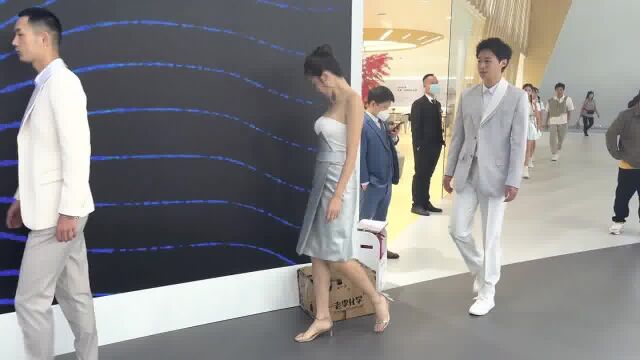 4K街拍广州车展模特秀,大长腿聚集地 walk China,Guangzhou Auto Show,Girl Walk