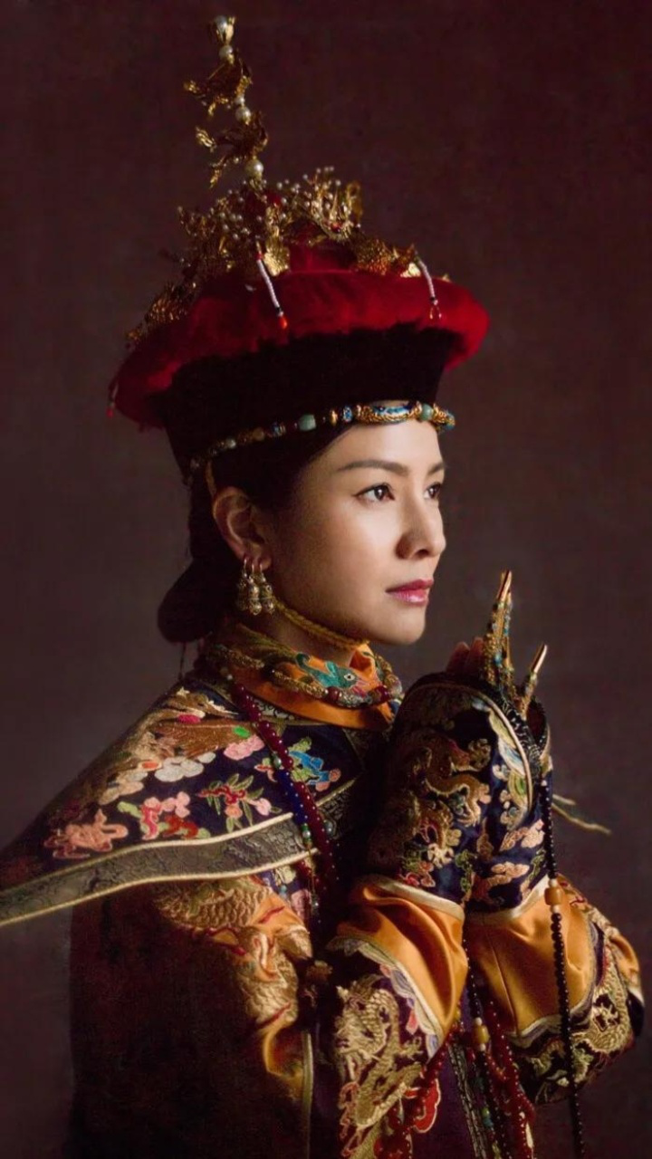 如懿传·纯贵妃:宫里万般皆是苦,每个人都在苦苦煎熬