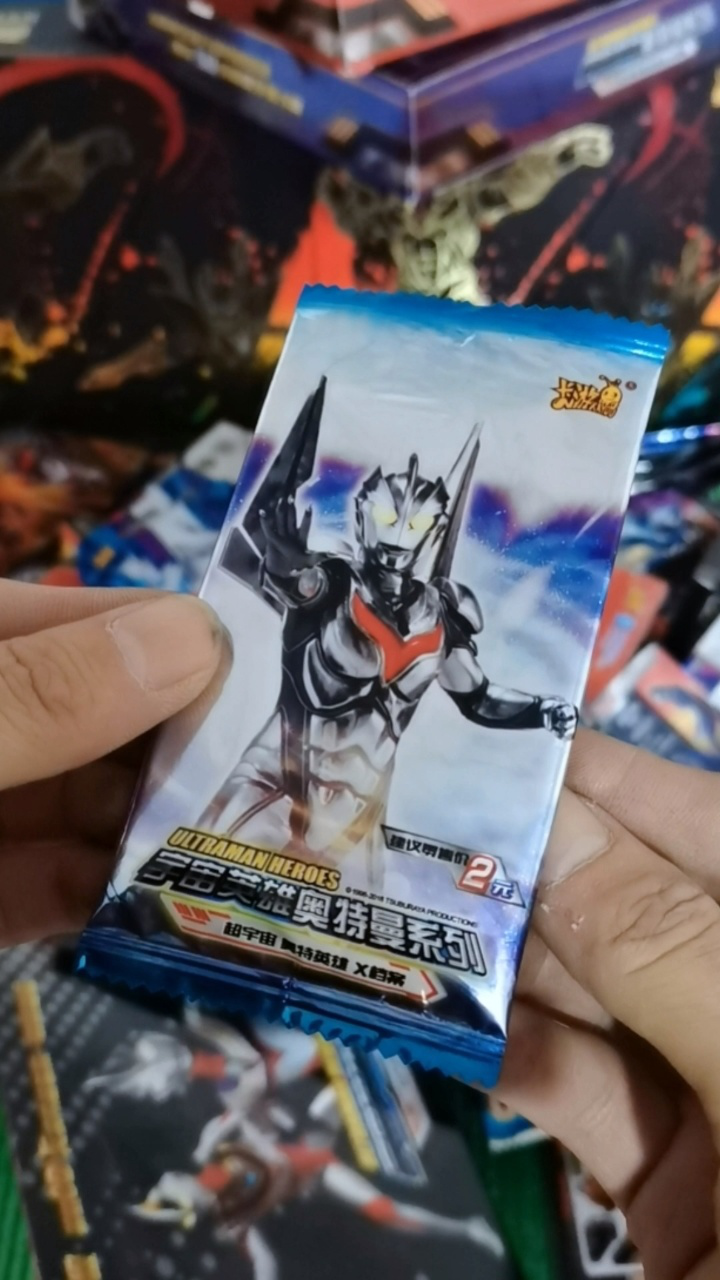 诺亚奥特曼满星卡