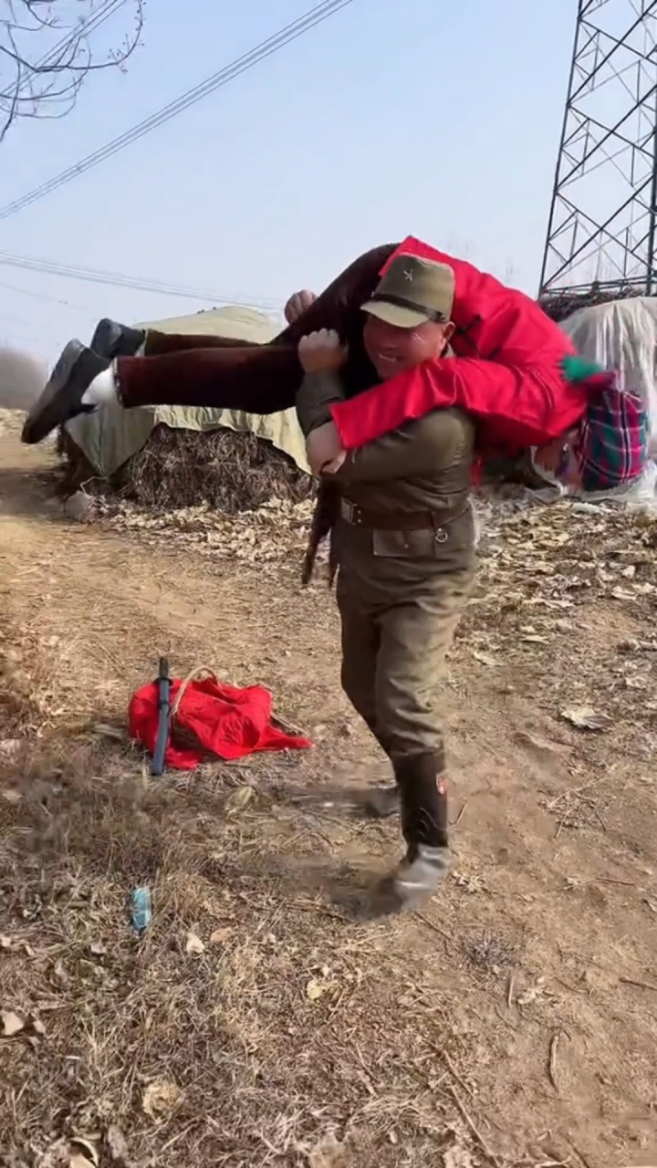 鬼子强抢民女这样拍的