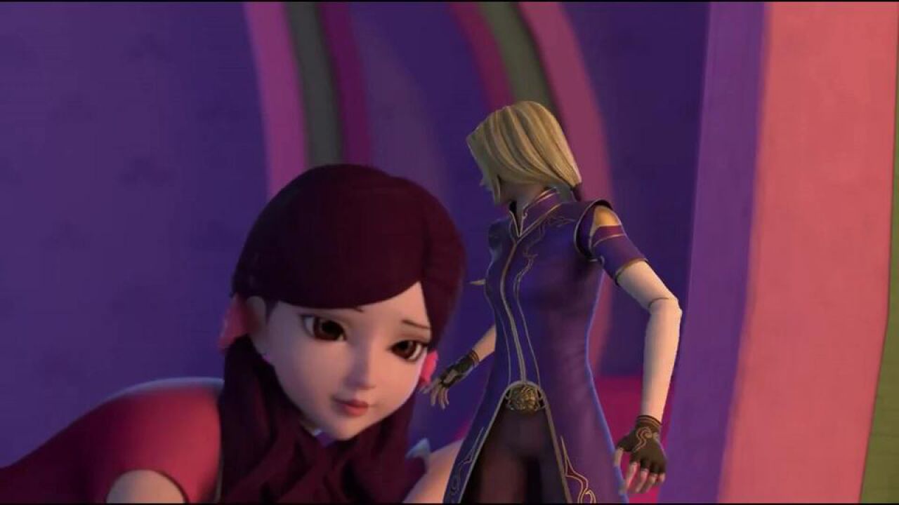 文茜把金王子打扮成粉红芭比大家发现他是铁皮了吗