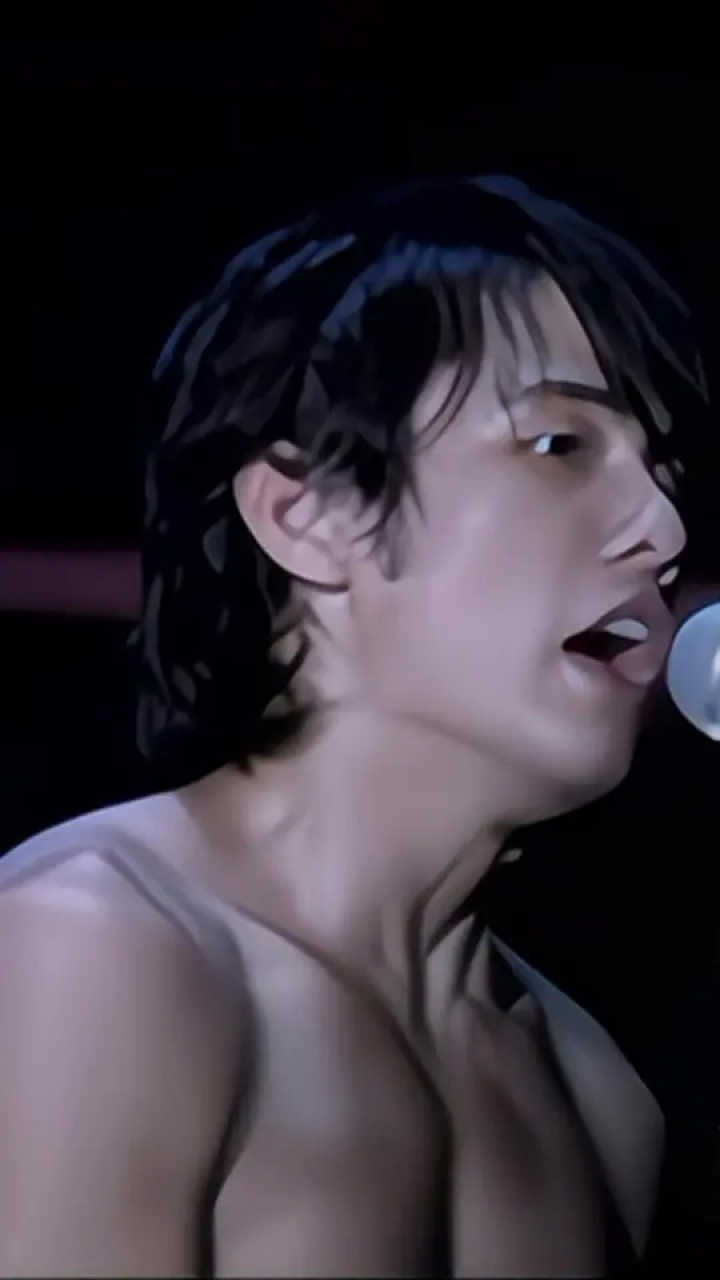 突然陷入了回忆,满满的遗憾…#周杰伦 #世界末日