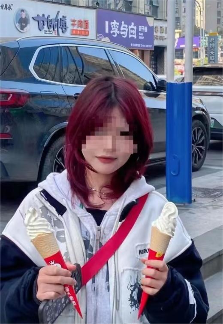 江西高校通报"女大学生失联":自行离校外出未归,警方证实自杀