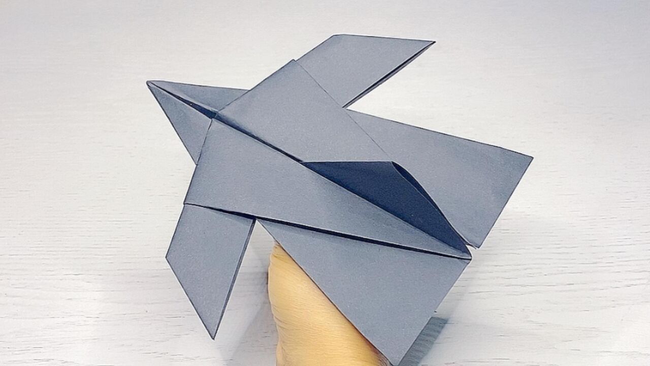 燕子折纸飞机教程