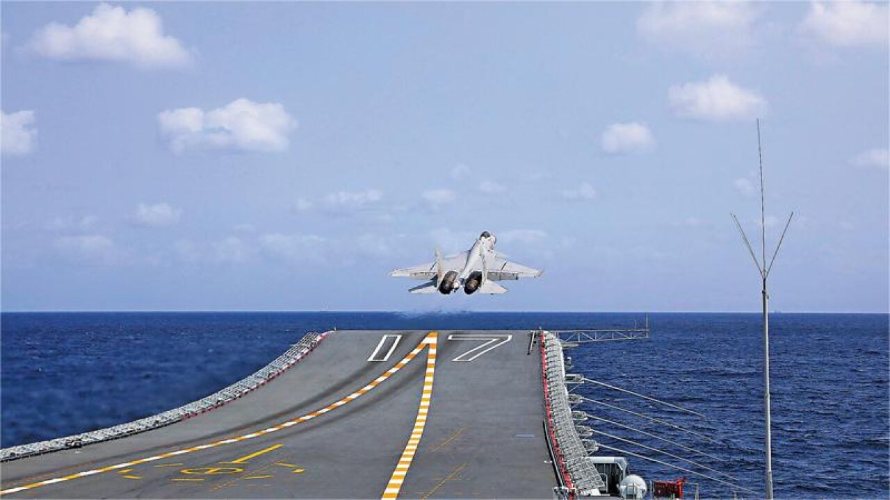 山东舰航母编队圆满完成远海战备训练