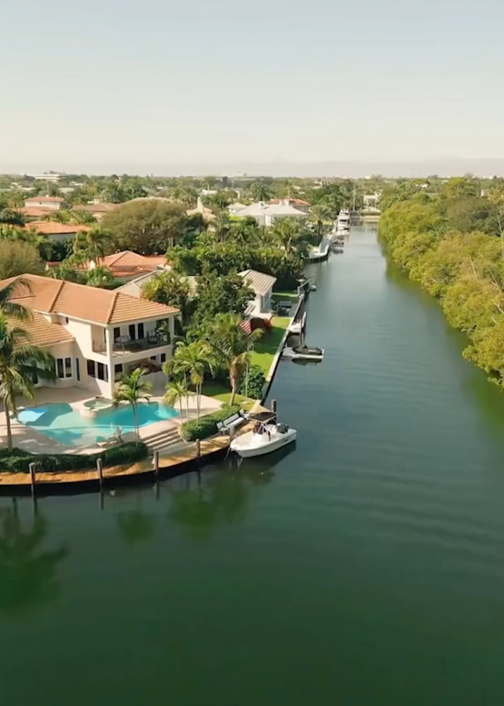 迈阿密:美国佛罗里达州第二大城市,是美国最富裕的城市