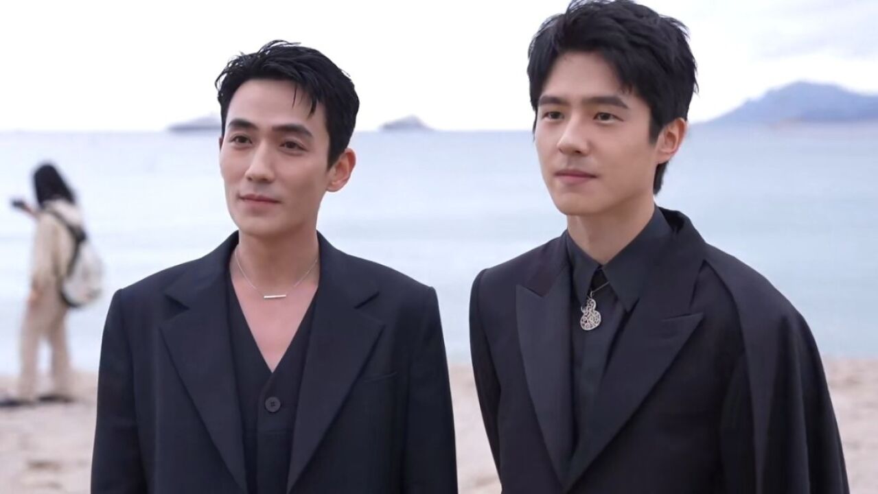 朱一龙刘昊然戛纳海边合影,被摄影师吐槽表情太严肃