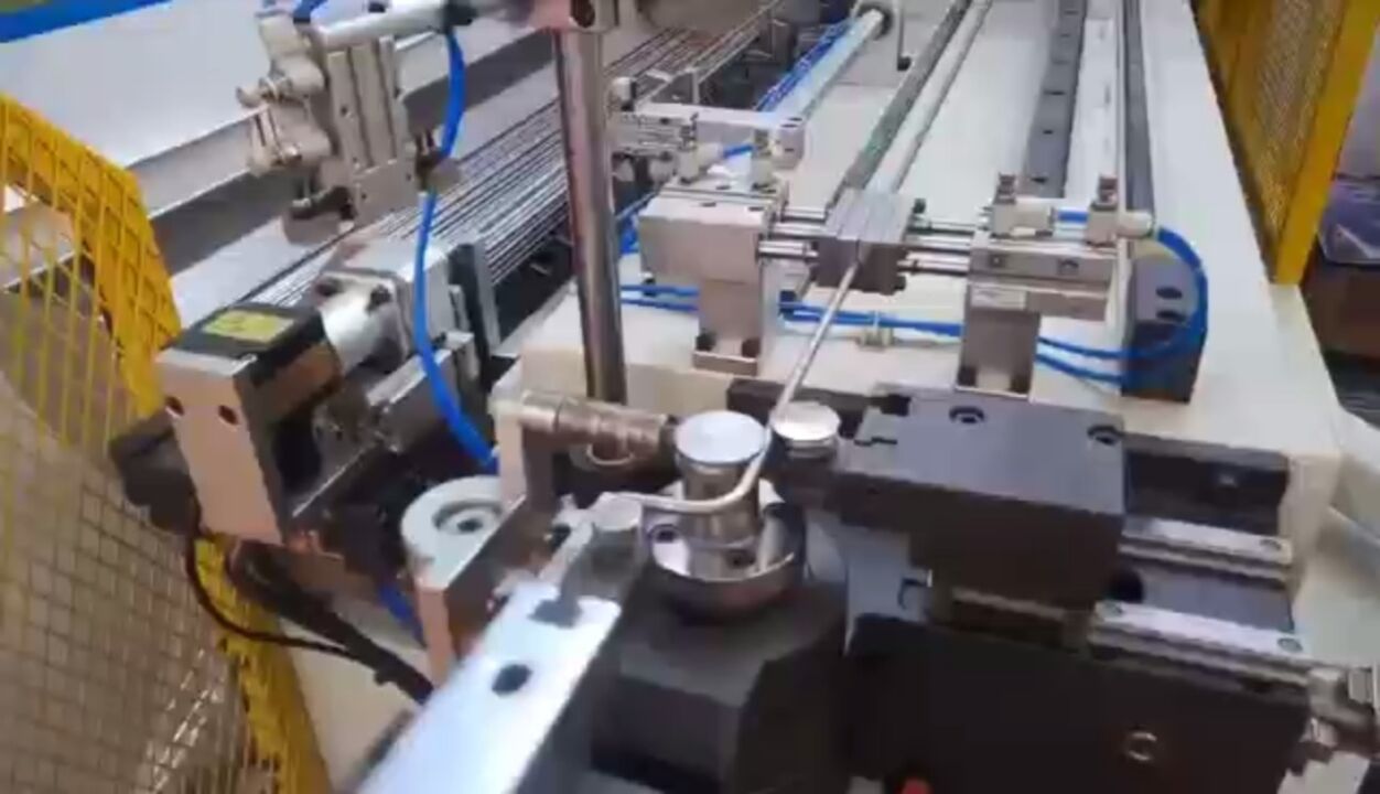 不锈钢扁铁扁钢角铁角钢折弯机设备，一次加工扁铁扁钢方管圆管折弯到位，数控扁铁扁钢折弯机速度快操作安全。_高清1080P在线观看平台_腾讯视频