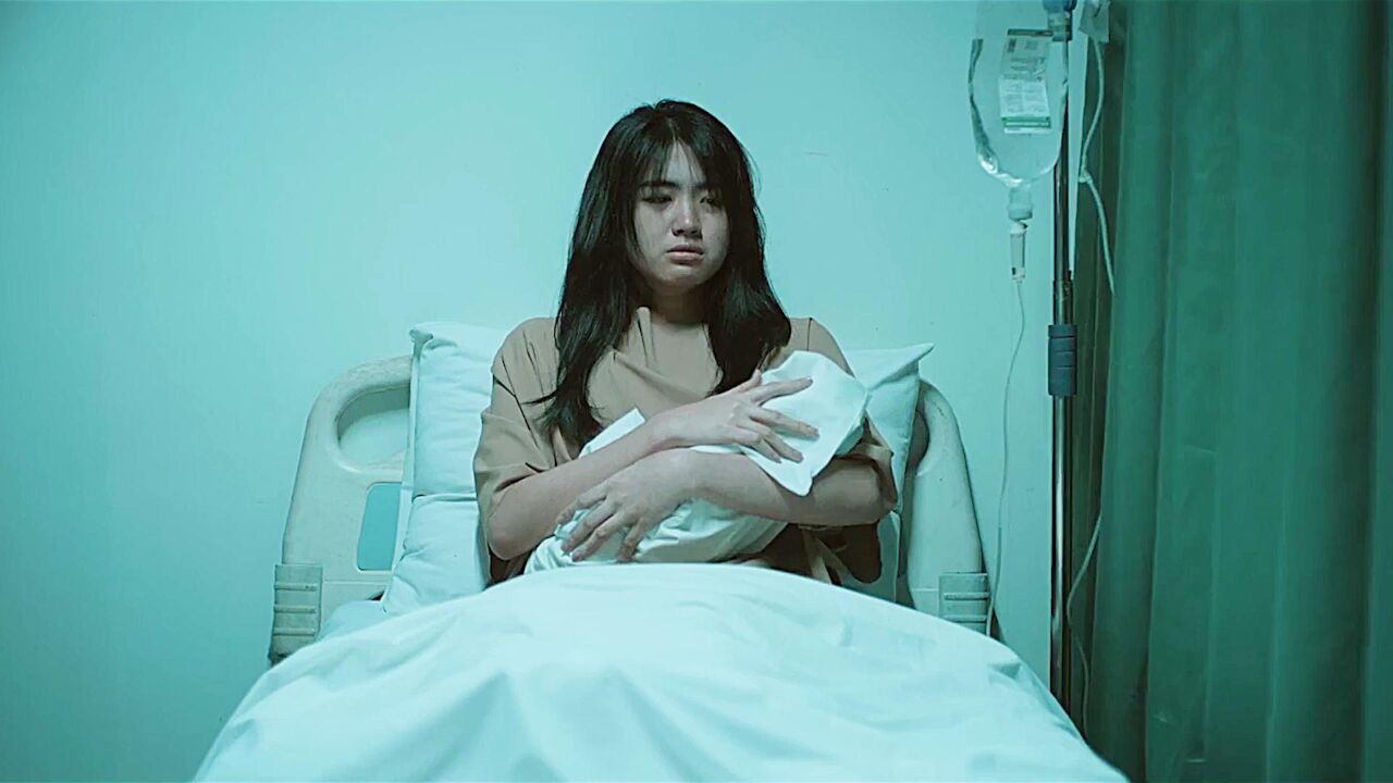 色字头上一把刀,菲律宾大尺度电影《交通费》