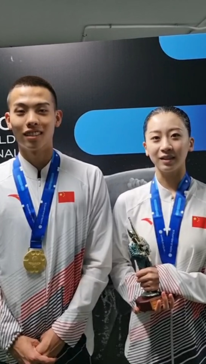 中国组合石浩玙/程文涛的花游世界杯超级决赛混双自由自选金牌