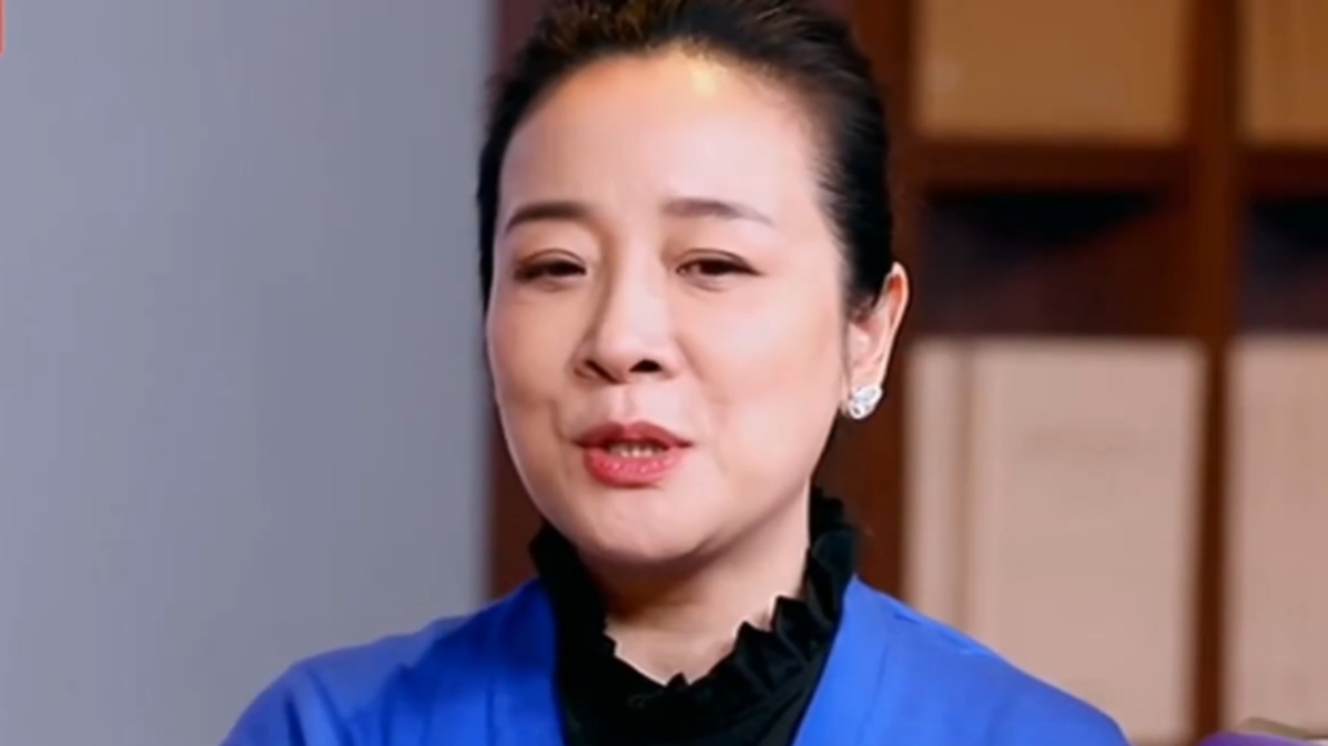 陈小艺演话剧还倒贴钱?排练现场必备"上火三件套",可太逗