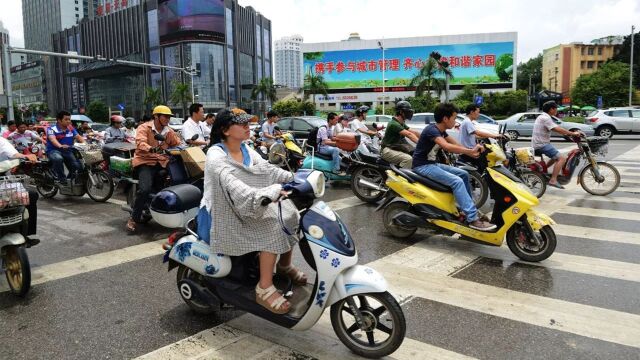 电动车上路又有新规定?这次车主很赞同:早该这样了