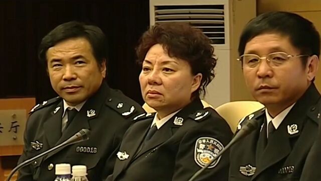 警中警:督察长暗访查出问题,公安局长被点名站起来,这下尴尬了