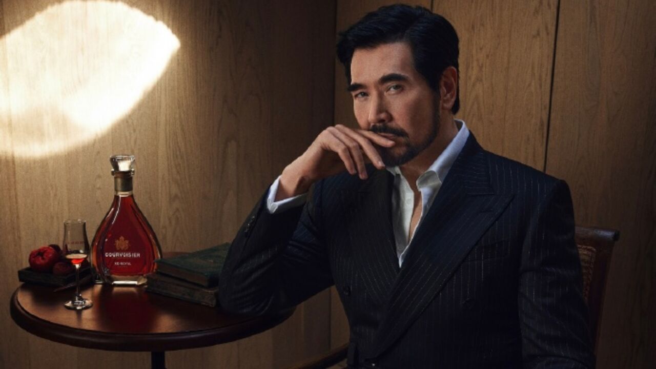 《封神》走向国际,费翔深夜候机,只为代剧组参加威尼斯电影节