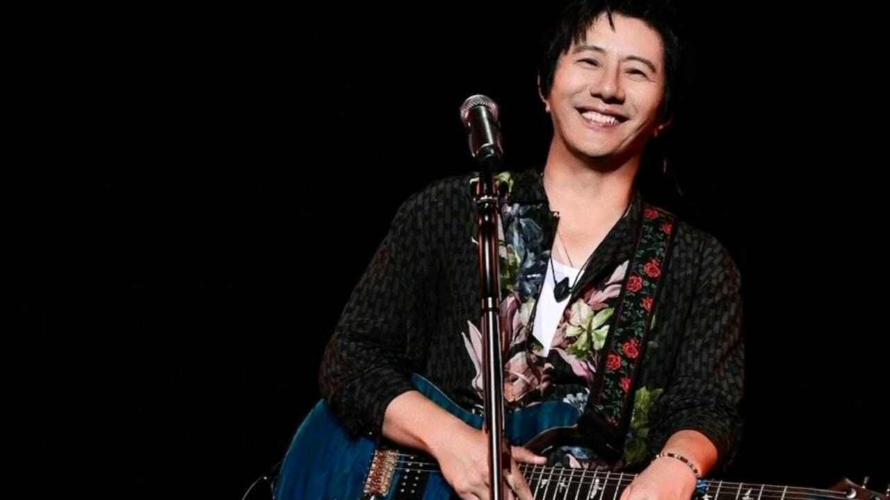 郑钧在演唱会上内涵五月天假唱,却被吐槽是冷门歌手