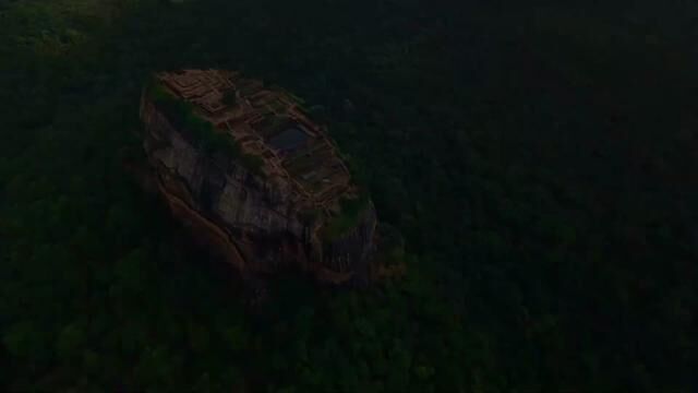 斯里兰卡 狮子岩 014. Sigiriya Rock, Sri Lanka #看图说英语 #听力口语 #每天一图