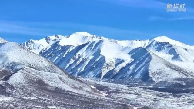 青海门源:冬日岗什卡雪峰景色壮美