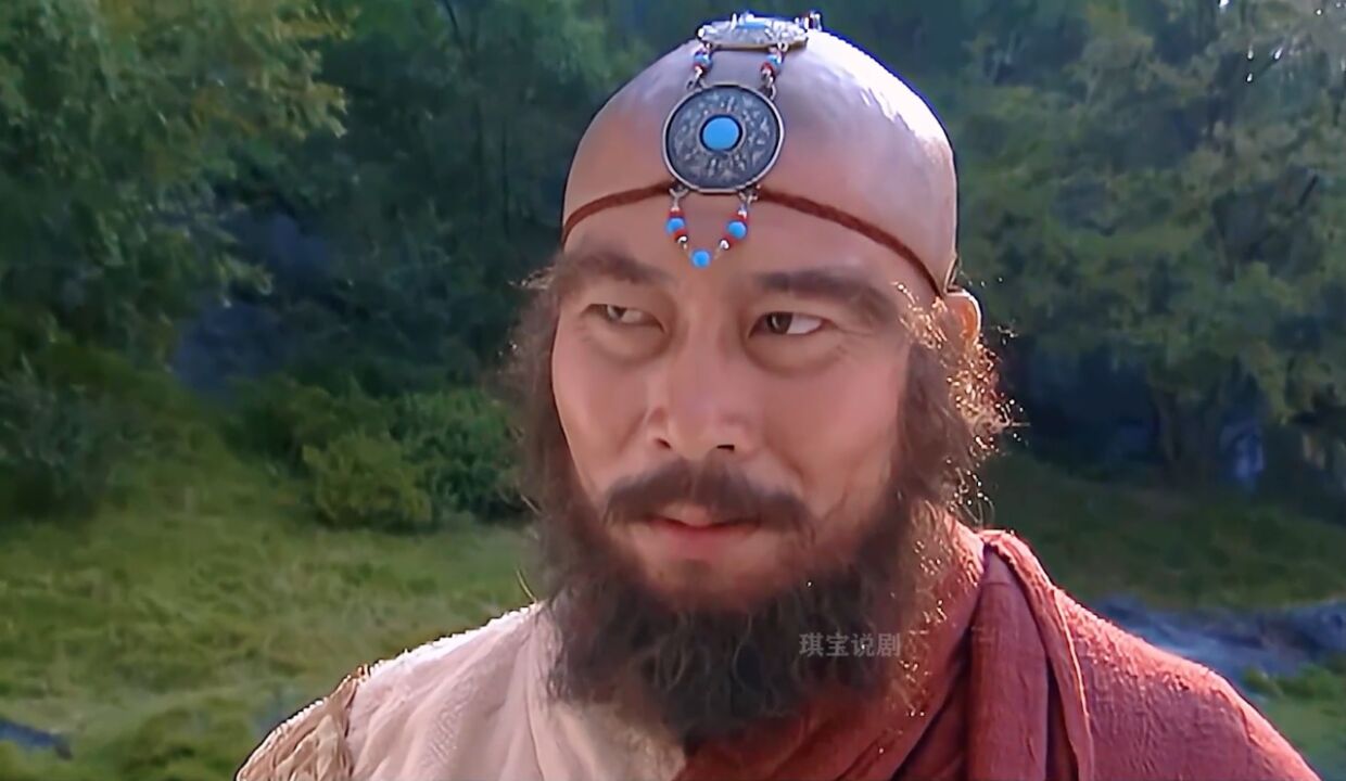 鸠摩智狂傲自大使用七十二绝技挑衅少林寺