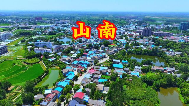 这里因位于肥西县大潜山南而得名,历史悠久,宋代时期就设立了山南镇,这里打响了包产到户第一枪,见证中国农村改革的变迁.