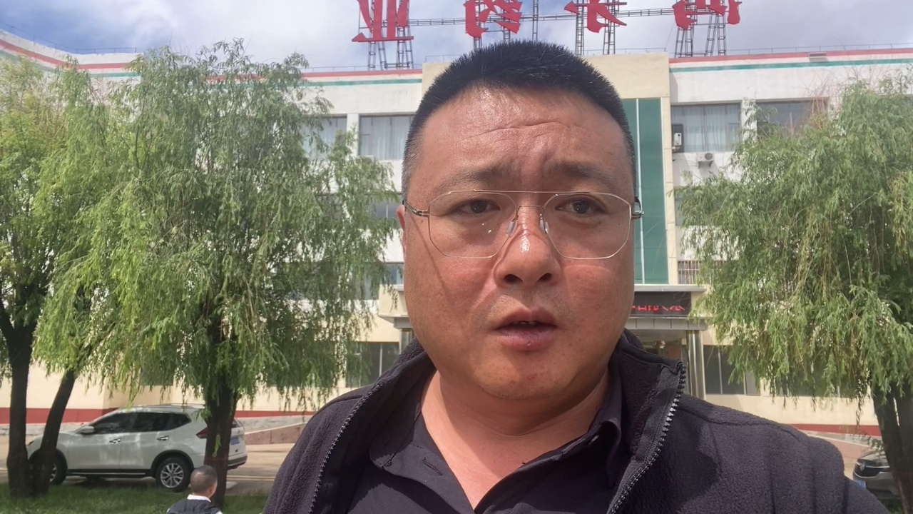 走进内蒙古凉城县非遗文化节,不吃东西只喝老酒,逛了一圈,醉了