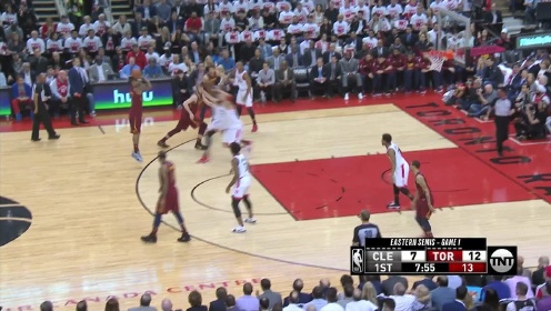 《NBA骑士》【得分】老一代射手的光辉！JR急停三分回击猛龙