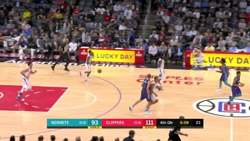 《NBA全场集锦》【扣篮】肉眼可见的天赋 蒙克腾空而起暴扣得手