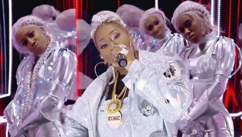 Missy Elliott Performs 'Get Ur Freak On', 'Lose Control' & More | 2019 Video Music Awards