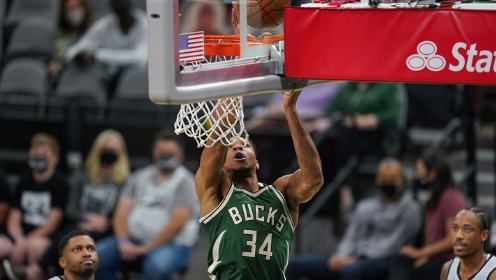 《NBA全场集锦》【球星】字母哥vs马刺集锦 空砍28分不敌对手多点开花