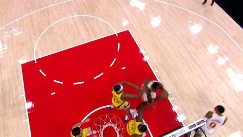 《NBA全场集锦》古德温眼观六路送妙传 卡佩拉拍马赶到折叠上篮